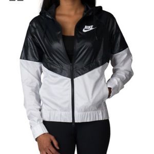 Nike Windrunner Sport Hooded Jacket